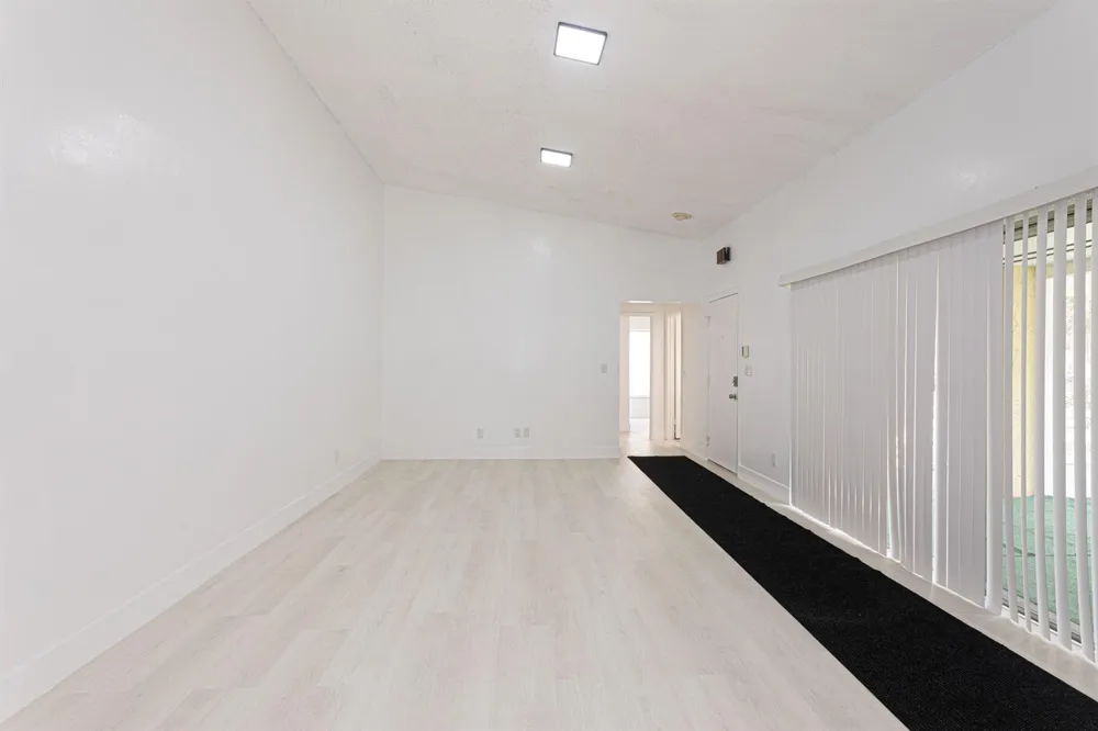 202 Sparrow Drive #1 Royal Palm Beach, FL 33411