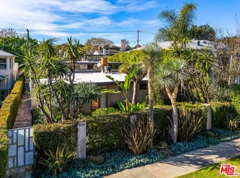 609 Doheny Drive
