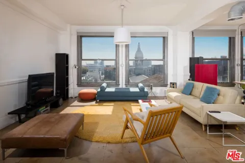 108 W 2ND STREET