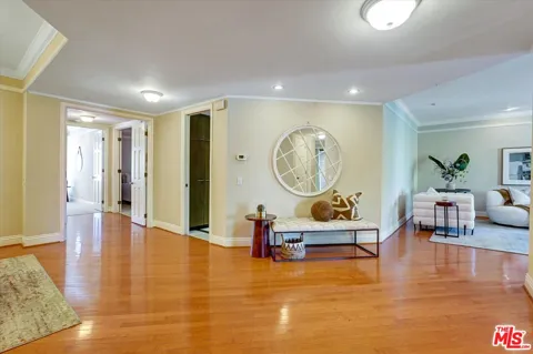 4752 Park Encino Lane