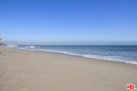 21506 Pacific Coast Hwy