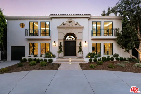 906 Beverly Drive