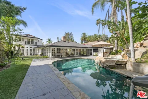 9023 Alto Cedro Drive