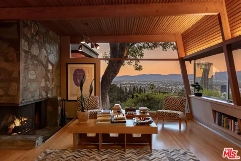 3580 Multiview Drive