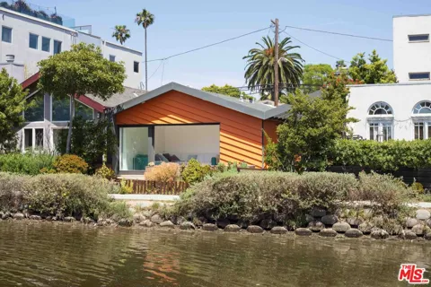 2343 Eastern Canal