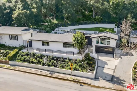 3873 Royal Woods Drive