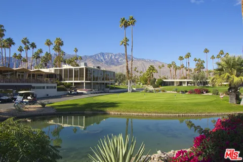 501 Desert Lakes Circle