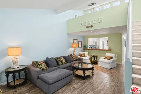 19525 Starfish Lane