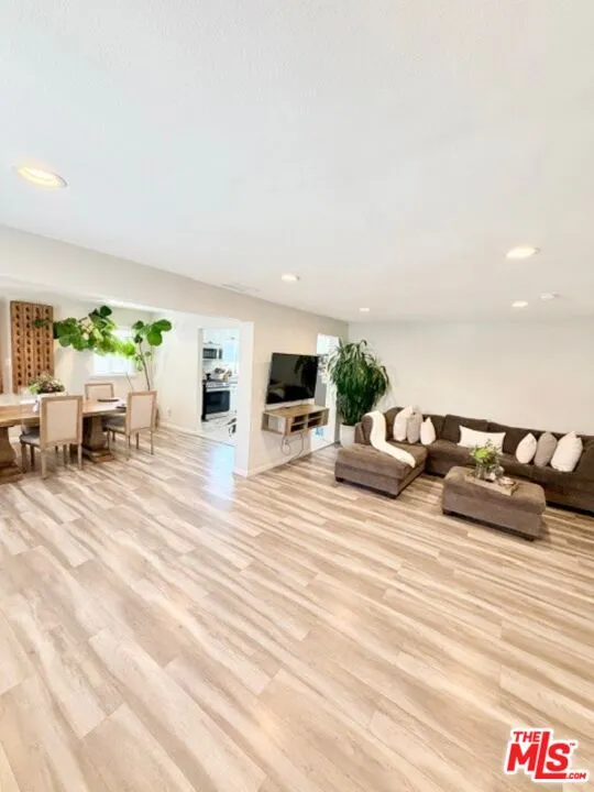 2940 Live Oak Street Huntington Park, CA 90255