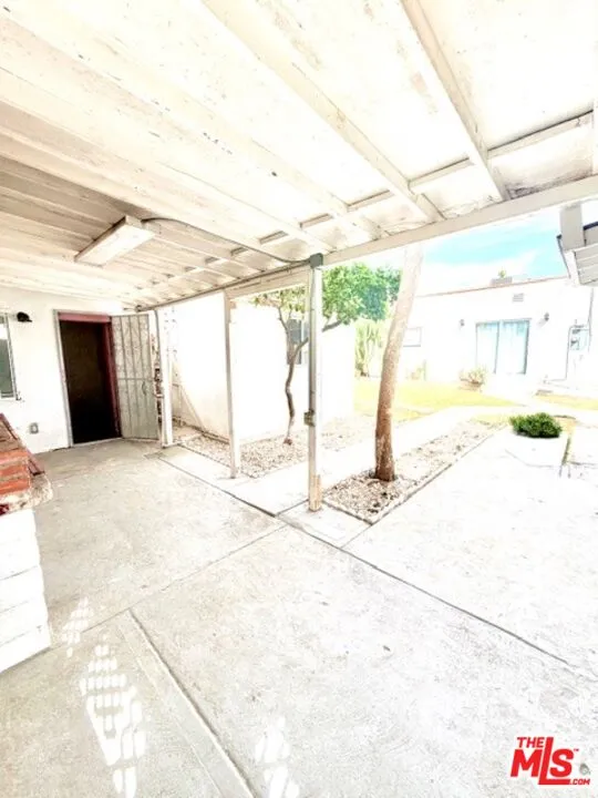 2940 Live Oak Street Huntington Park, CA 90255