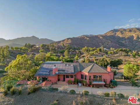 34136 Mulholland Hwy