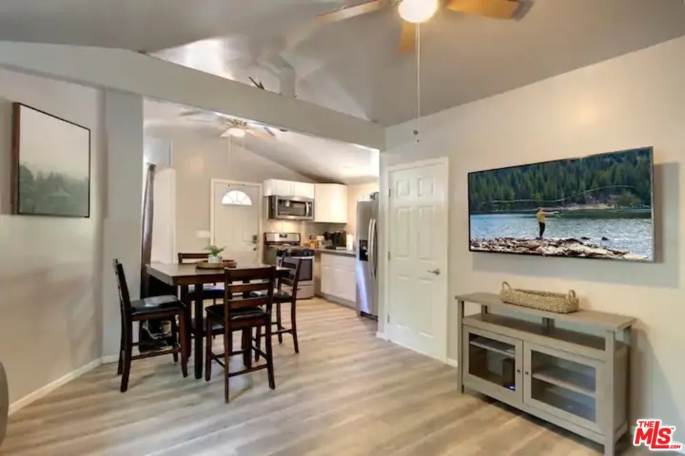 39219 Cedar Dell Road Big Bear, CA 92333