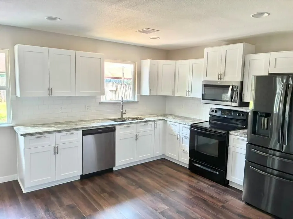 9815 Rocky Hollow Road La Porte, TX 77571