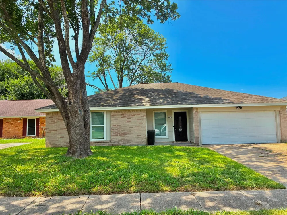 9815 Rocky Hollow Road La Porte, TX 77571