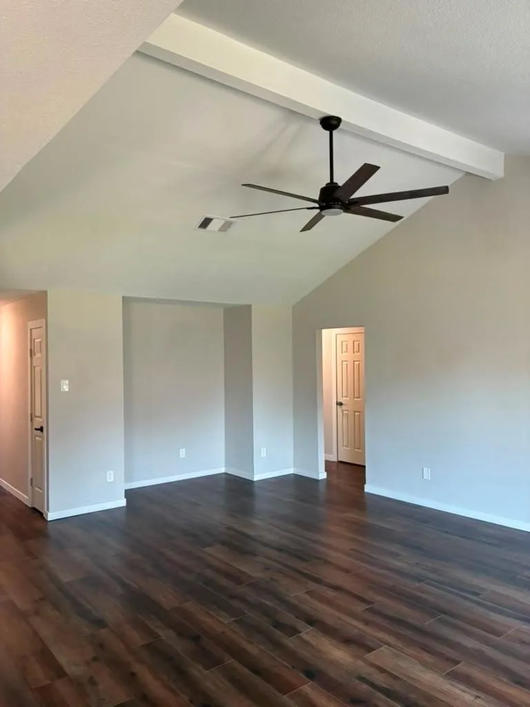 9815 Rocky Hollow Road La Porte, TX 77571
