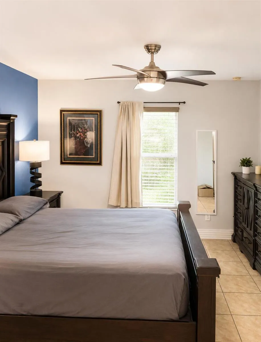 1206 NE 5TH AVENUE Cape Coral, FL 33909