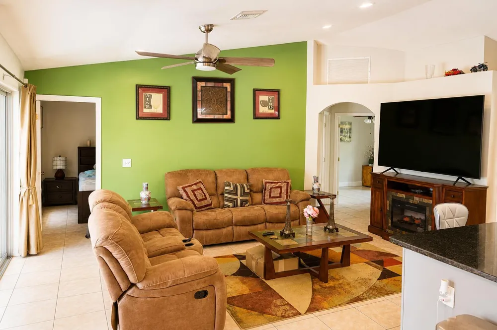 1206 NE 5TH AVENUE Cape Coral, FL 33909