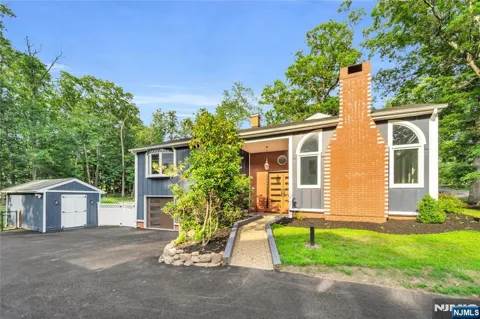 12 Haring Drive