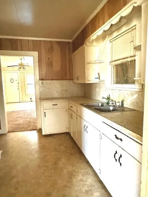 207 Oneal Avenue Sinton, TX 78387