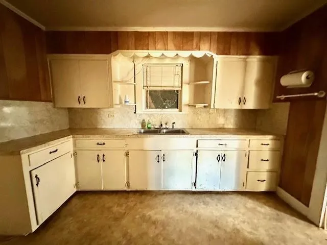 207 Oneal Avenue Sinton, TX 78387