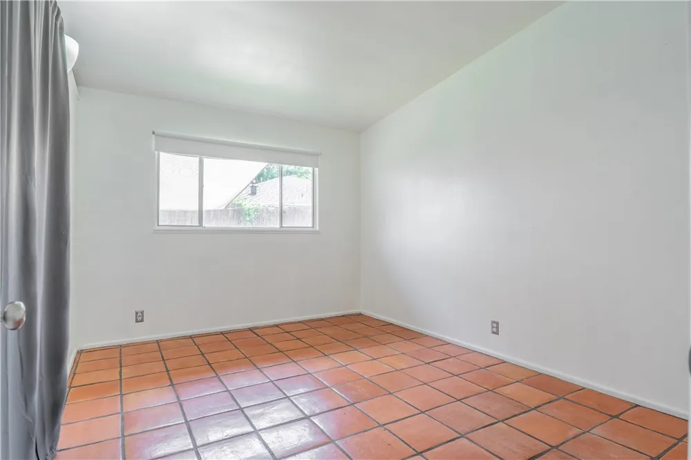 606 Dolphin Place Corpus Christi, TX 78411
