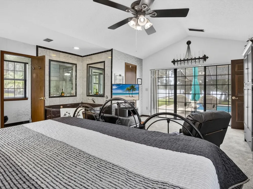 671 QUIETWATER COVE Altamonte Springs, FL 32701