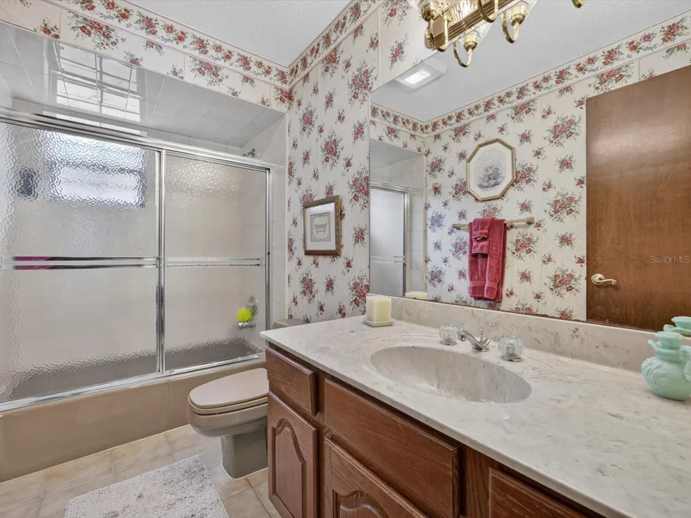 671 QUIETWATER COVE Altamonte Springs, FL 32701