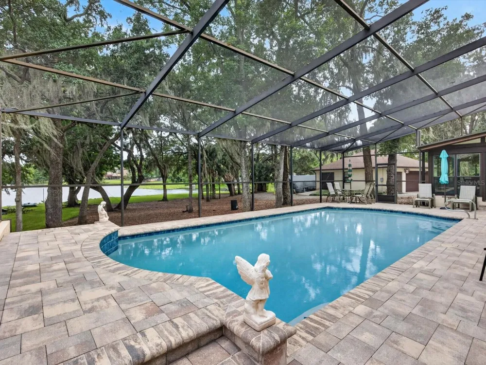 671 QUIETWATER COVE Altamonte Springs, FL 32701