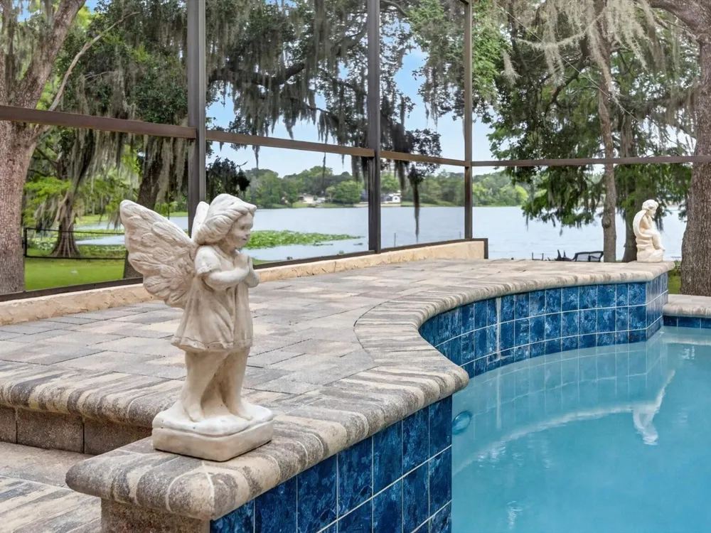 671 QUIETWATER COVE Altamonte Springs, FL 32701