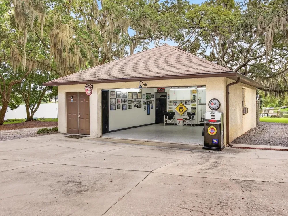 671 QUIETWATER COVE Altamonte Springs, FL 32701