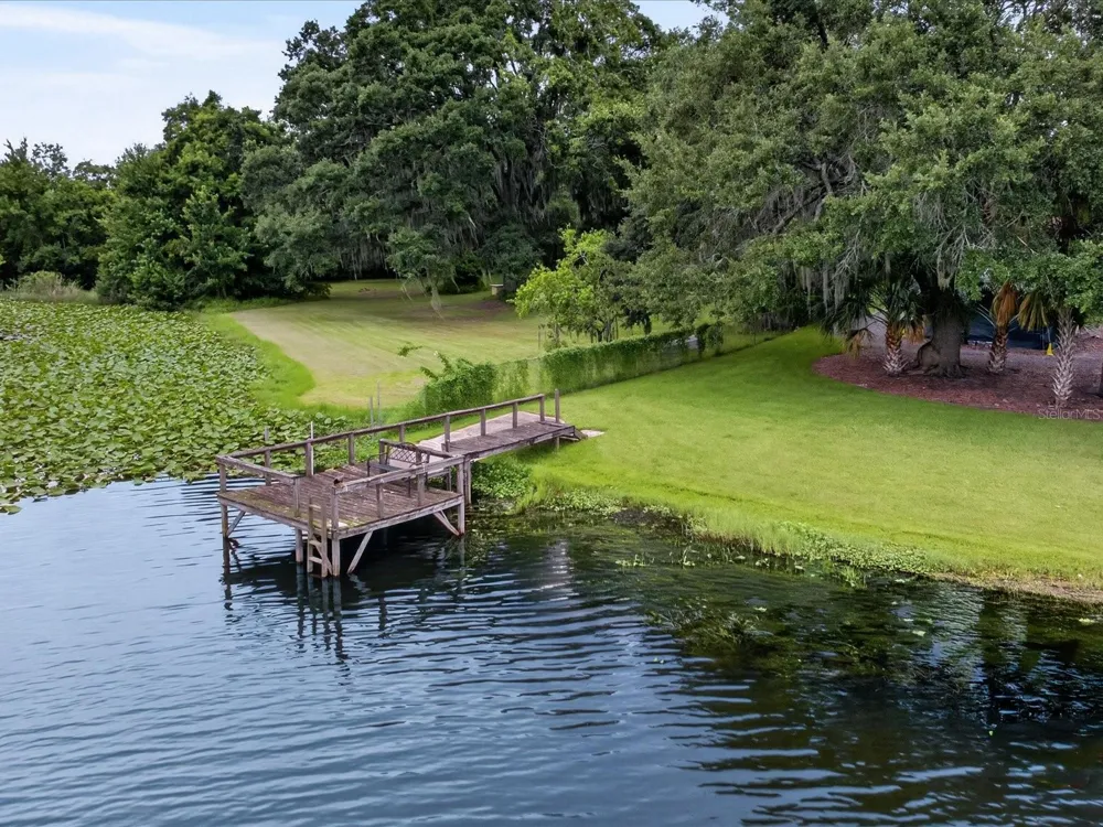 671 QUIETWATER COVE Altamonte Springs, FL 32701