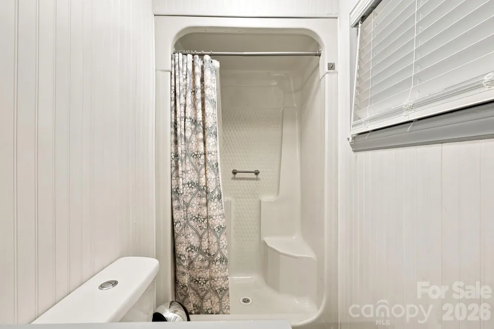138 Circle Drive Thomasville, NC 27360