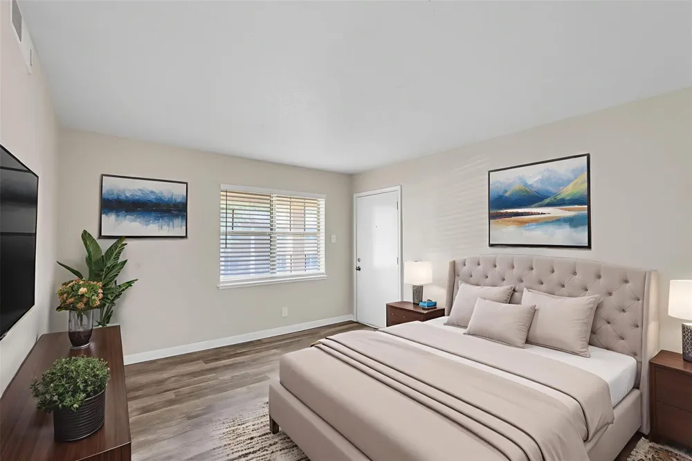 1137 Gunter Street #202 Austin, TX 78721