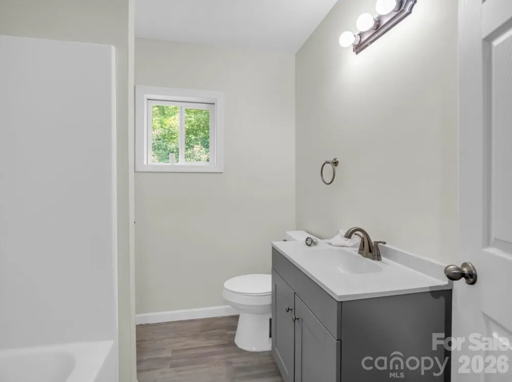 168 Fall Creek Drive Chimney Rock, NC 28720