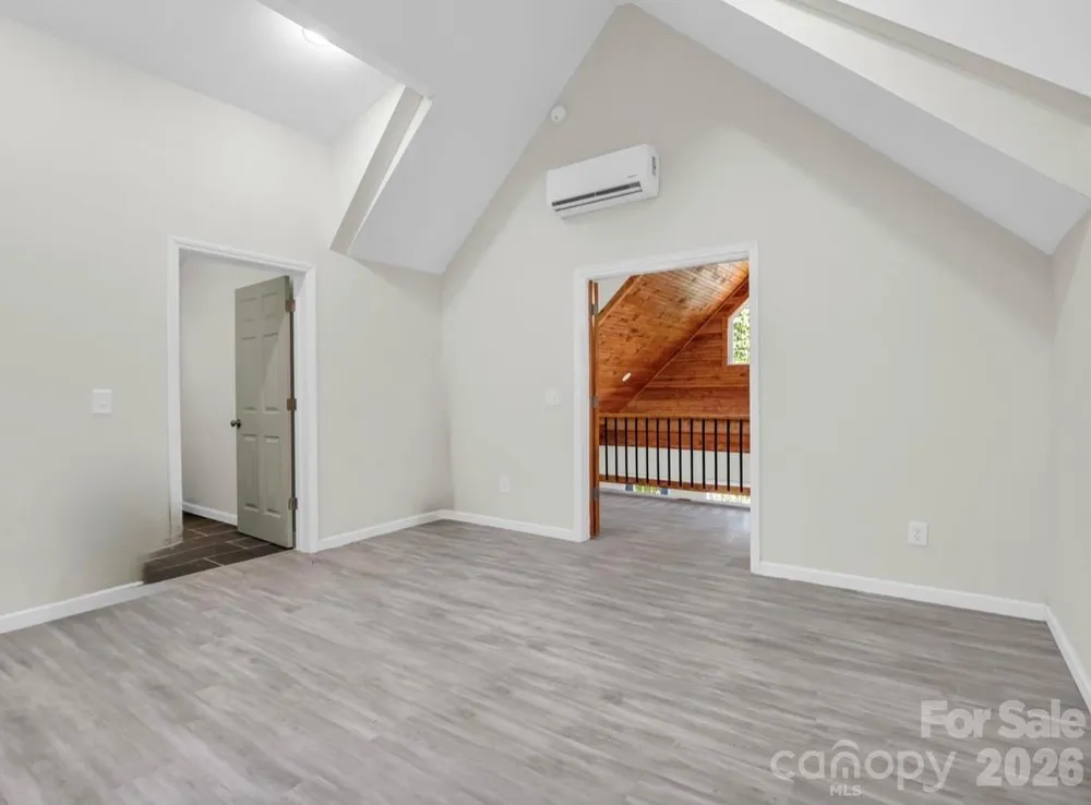 168 Fall Creek Drive Chimney Rock, NC 28720