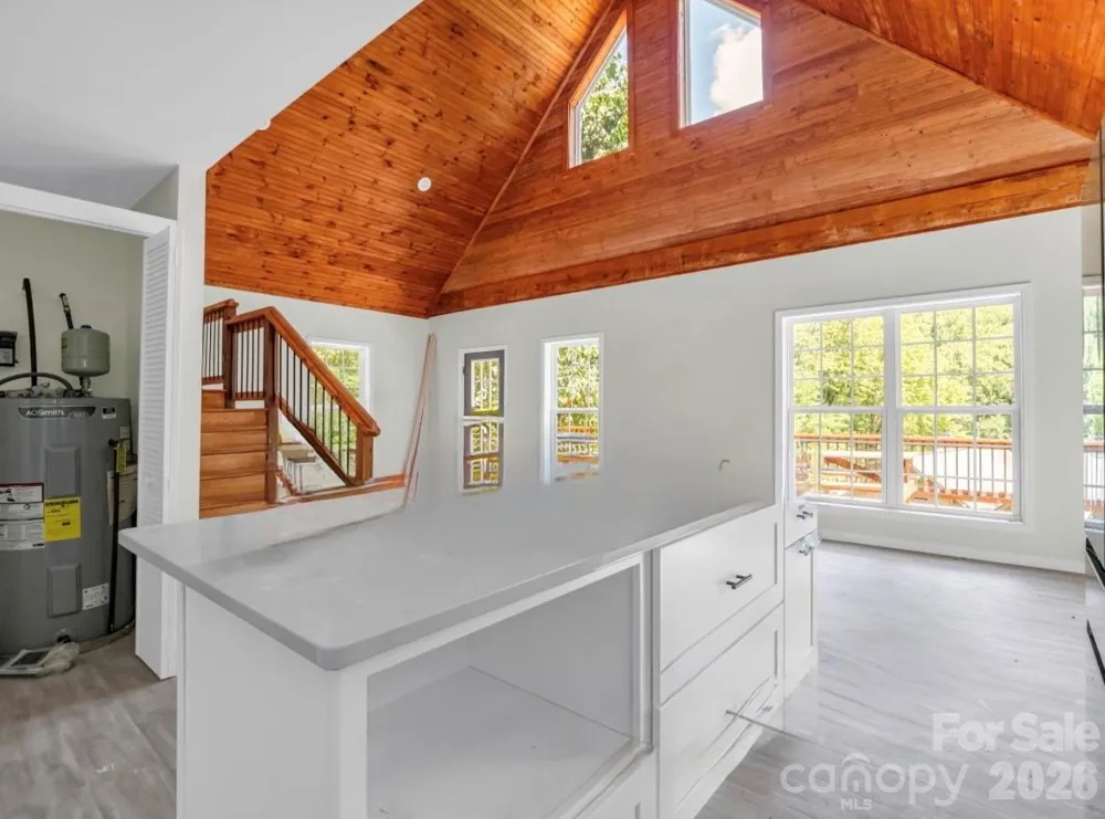 168 Fall Creek Drive Chimney Rock, NC 28720