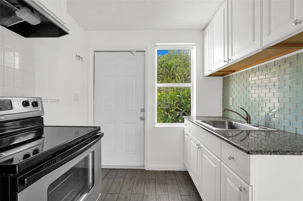 529 NW 88th St #3 El Portal, FL 33150