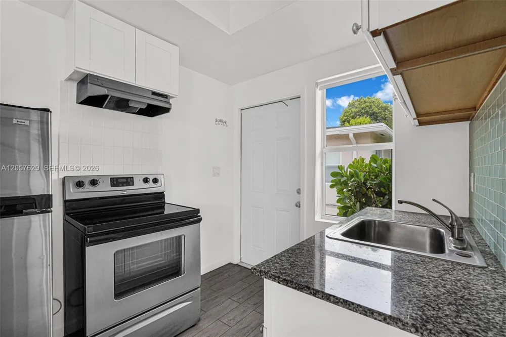 529 NW 88th St #3 El Portal, FL 33150