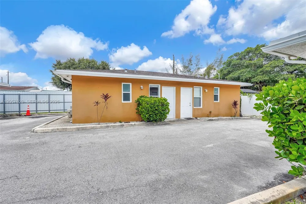 529 NW 88th St #3 El Portal, FL 33150