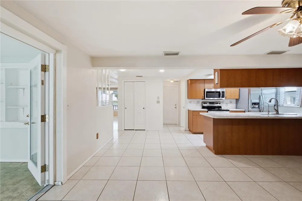 6345 PATELLA AVENUE New Port Richey, FL 34653