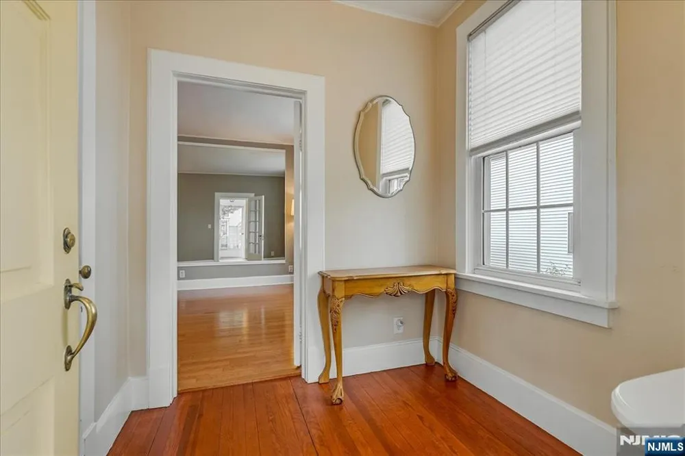 189 Mineral Spring Passaic, NJ 07055
