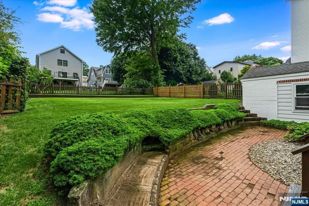 189 Mineral Spring Passaic, NJ 07055