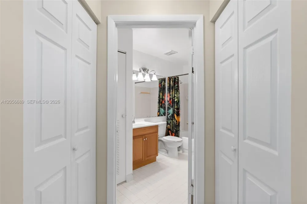 927 Coral Club Dr #927 Coral Springs, FL 33071