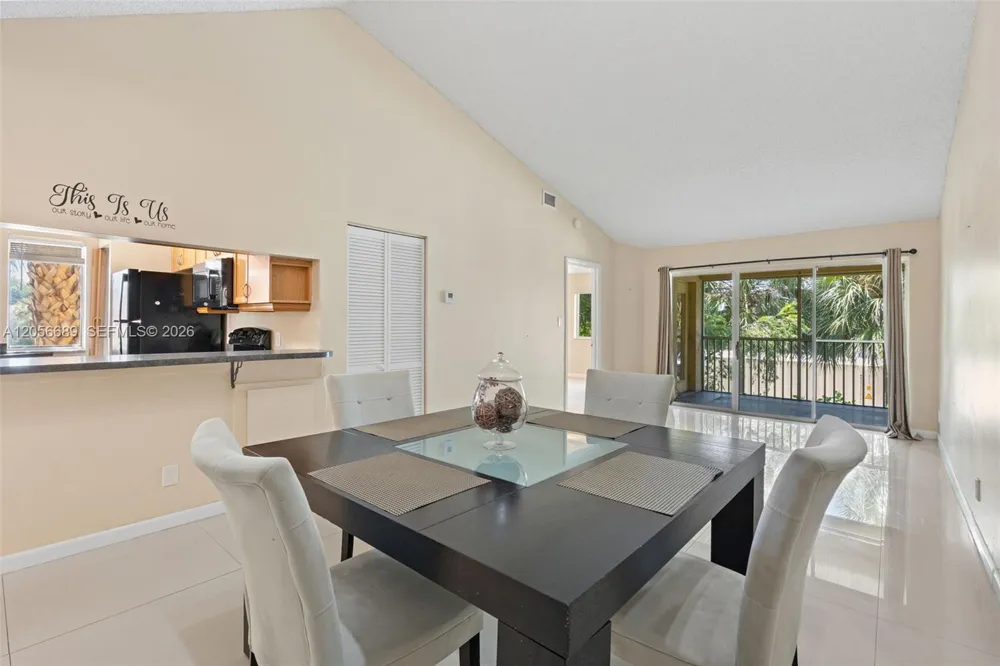927 Coral Club Dr #927 Coral Springs, FL 33071