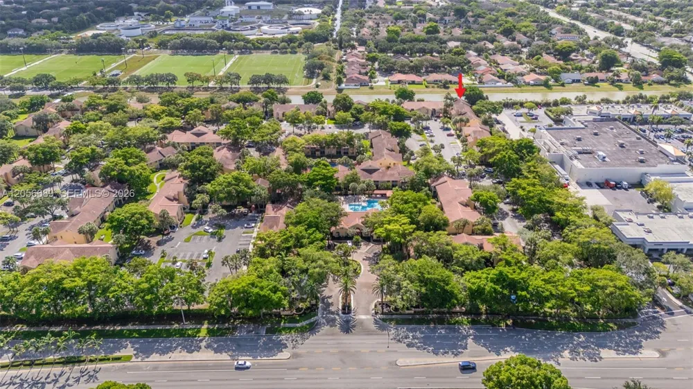 927 Coral Club Dr #927 Coral Springs, FL 33071