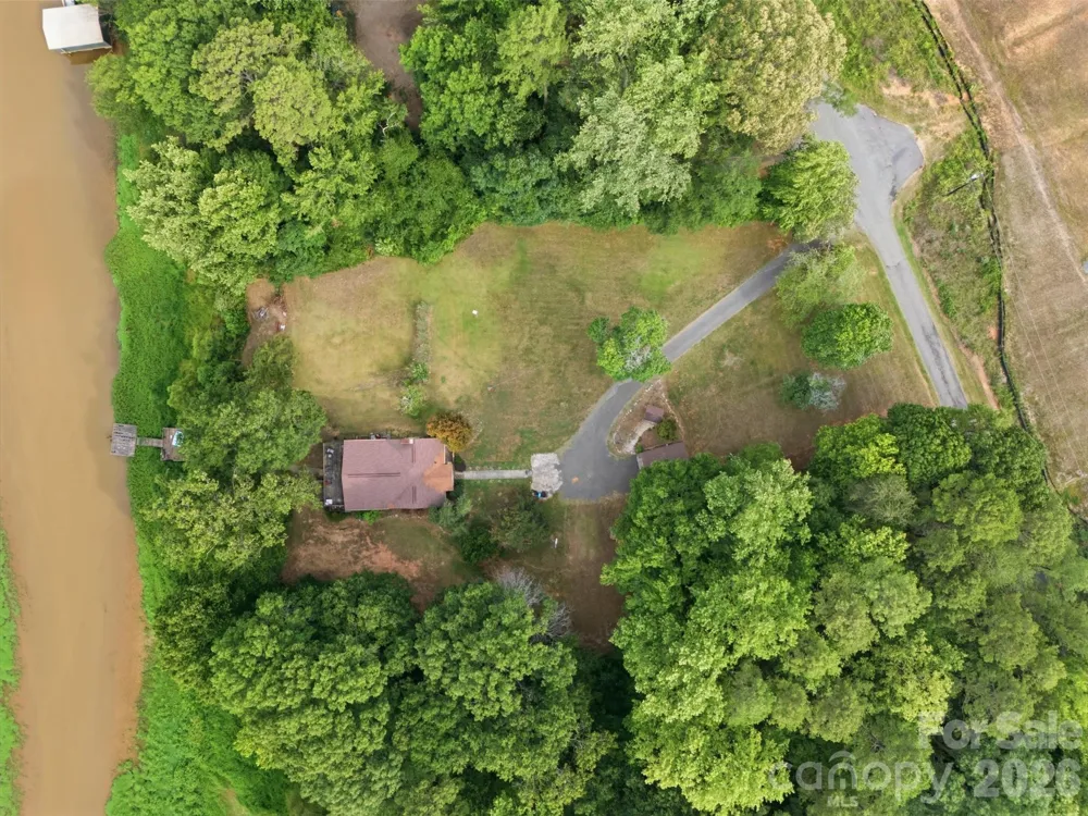 146 Duck Cove Road Belmont, NC 28012