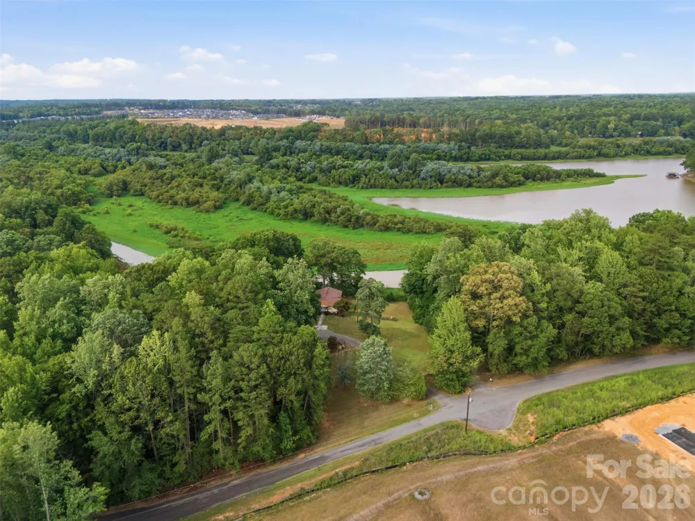 146 Duck Cove Road Belmont, NC 28012