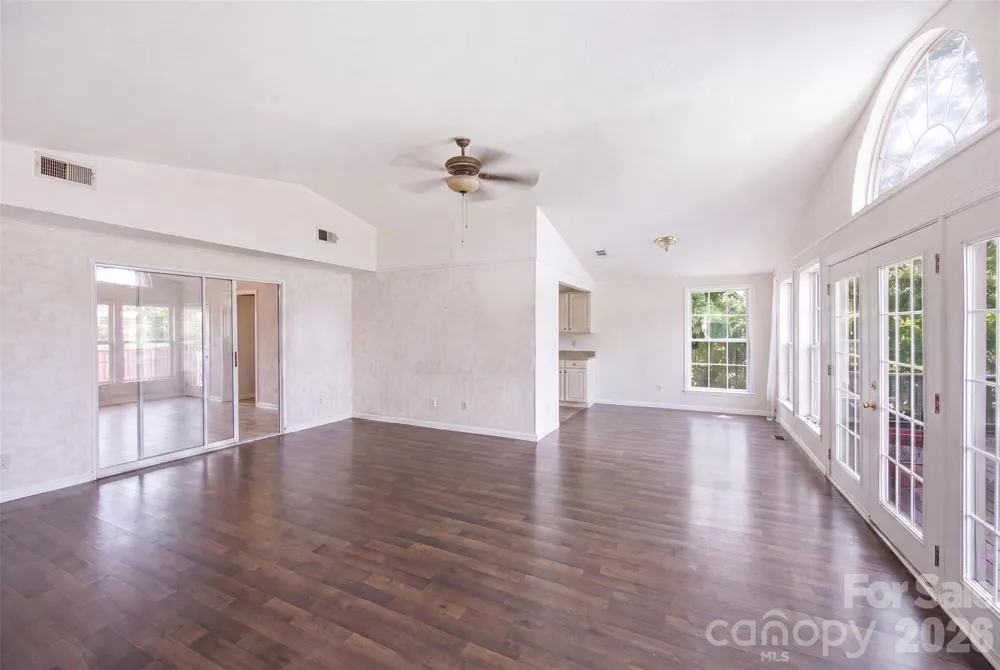 146 Duck Cove Road Belmont, NC 28012