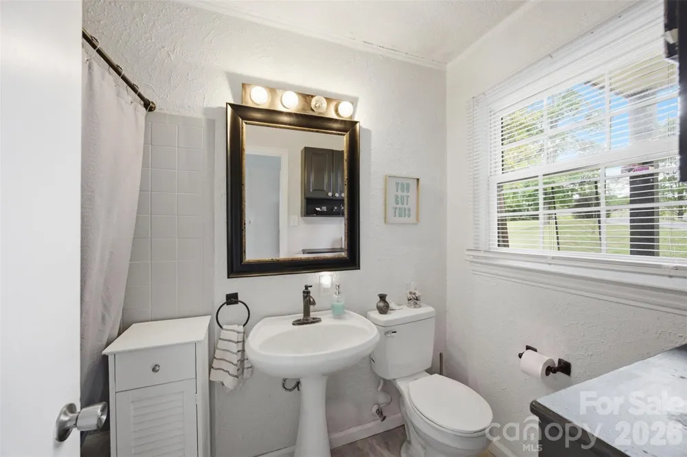 146 Duck Cove Road Belmont, NC 28012