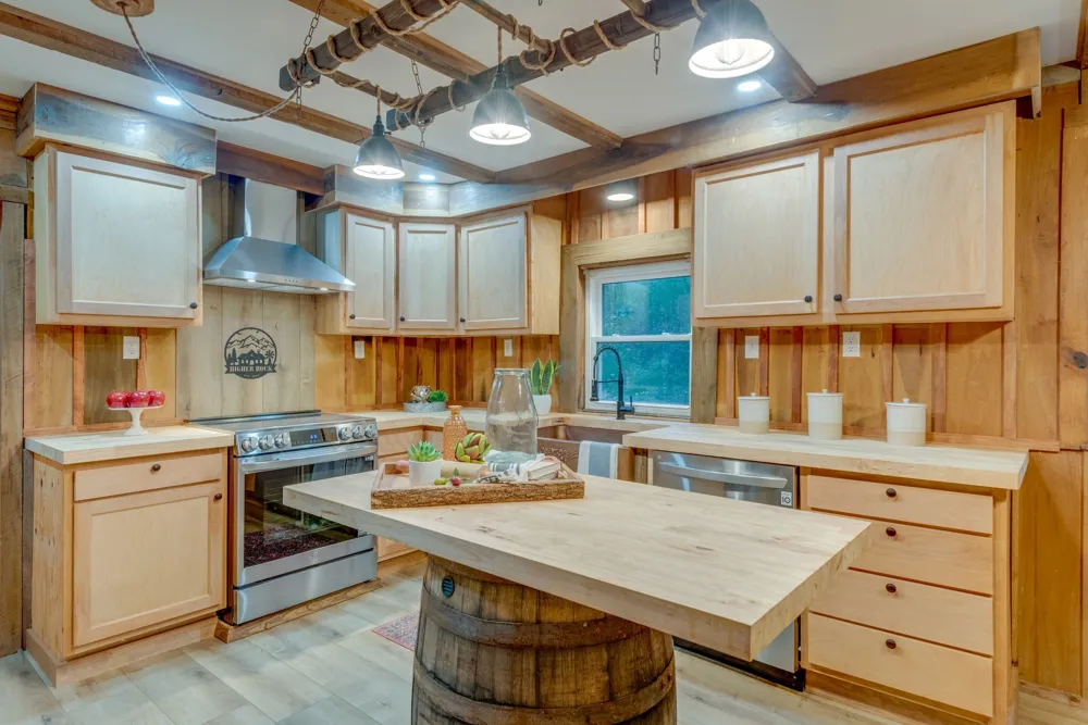 150 Humpty Dumpty Rd White Bluff, TN 37187